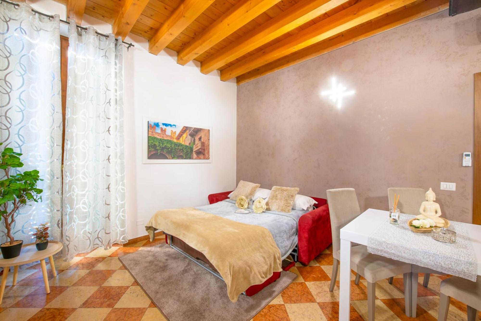 Palace Home Mazzini Верона Екстер'єр фото